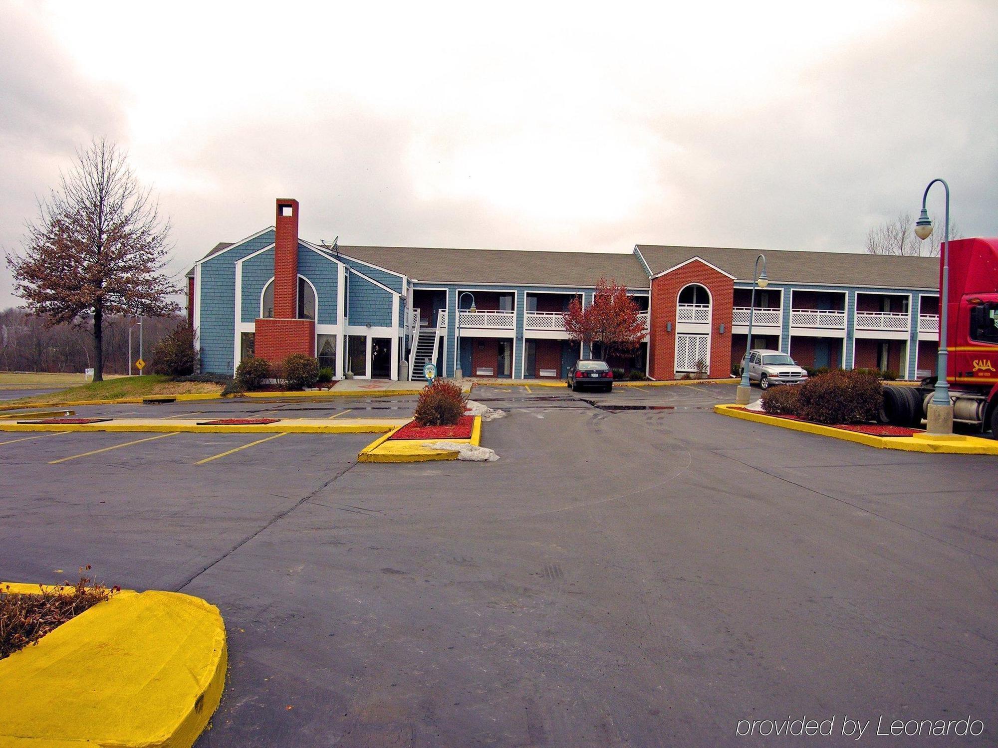 Days Inn Kansas City-Worlds Of Fun Buitenkant foto