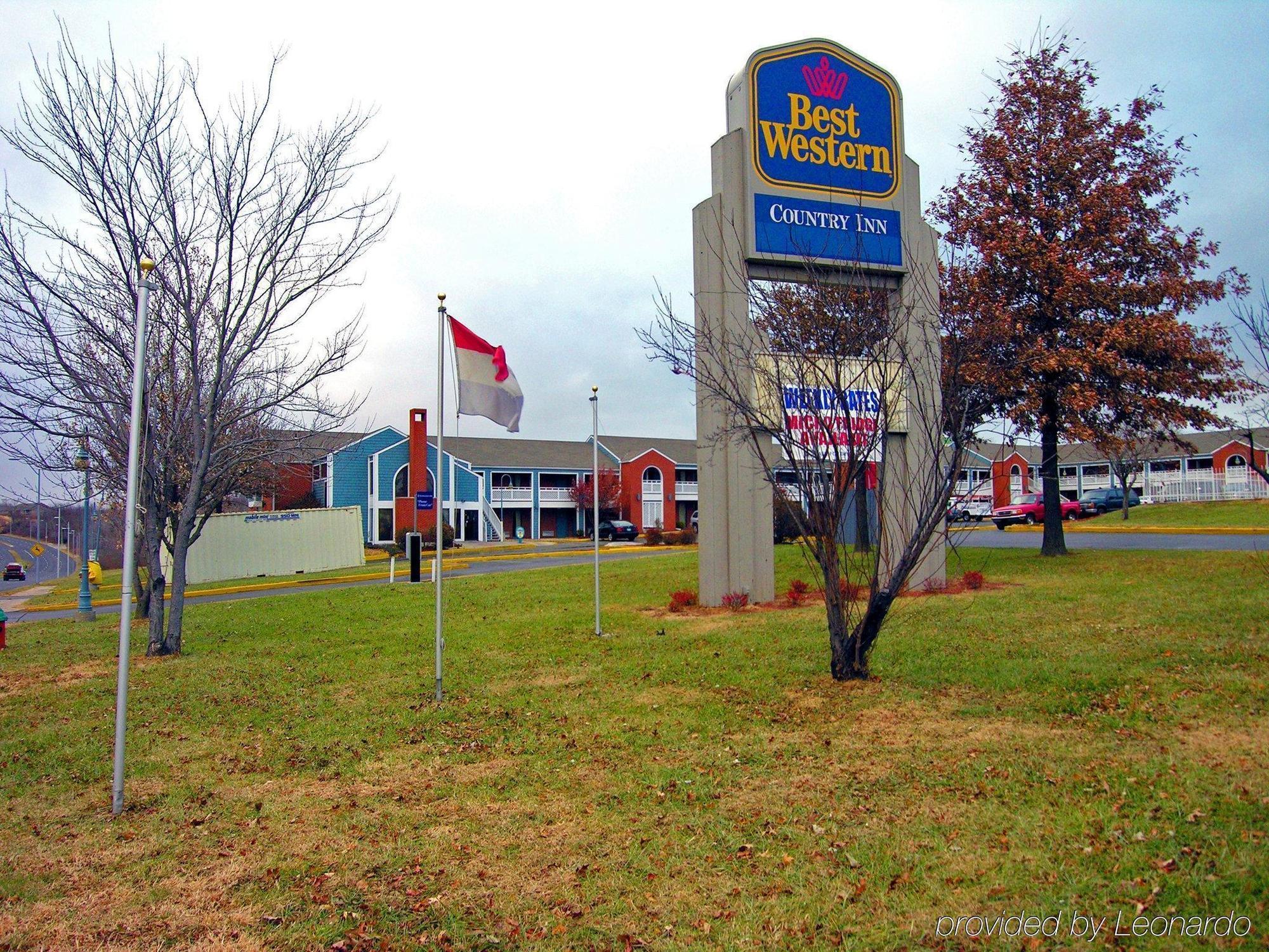 Days Inn Kansas City-Worlds Of Fun Buitenkant foto